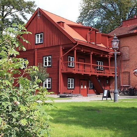 Garvaren Boendet Mitt I Gamla Stan I Eksjoe Luaran gambar