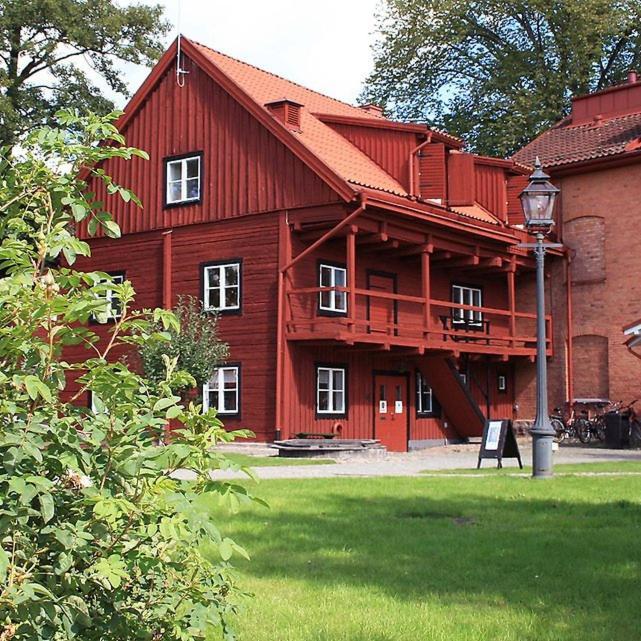 Garvaren Boendet Mitt I Gamla Stan I Eksjoe Luaran gambar